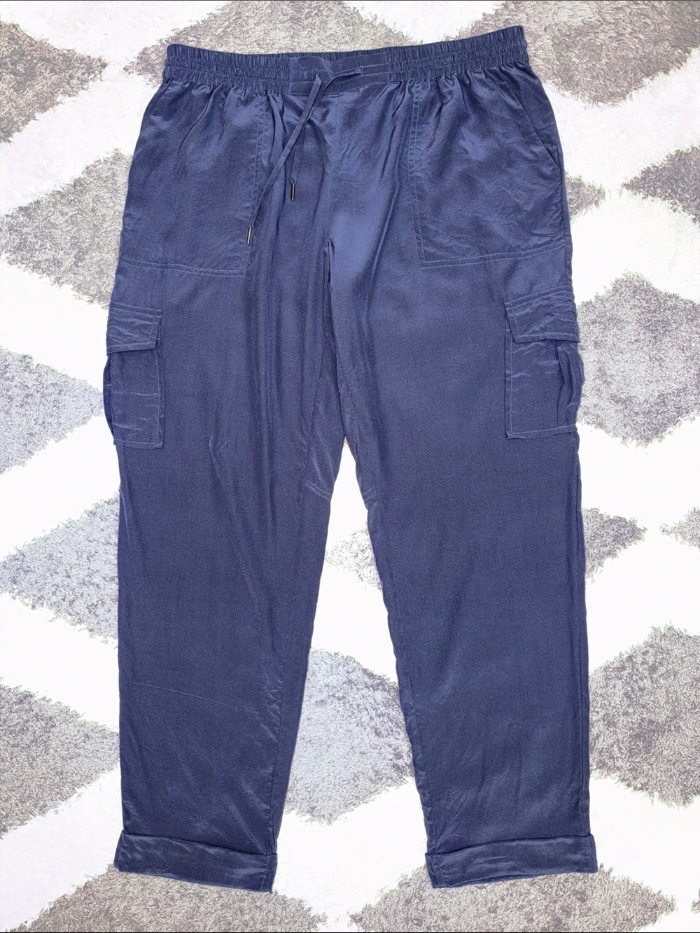 Joie 100% silk Navy Blue cargo pants size medium